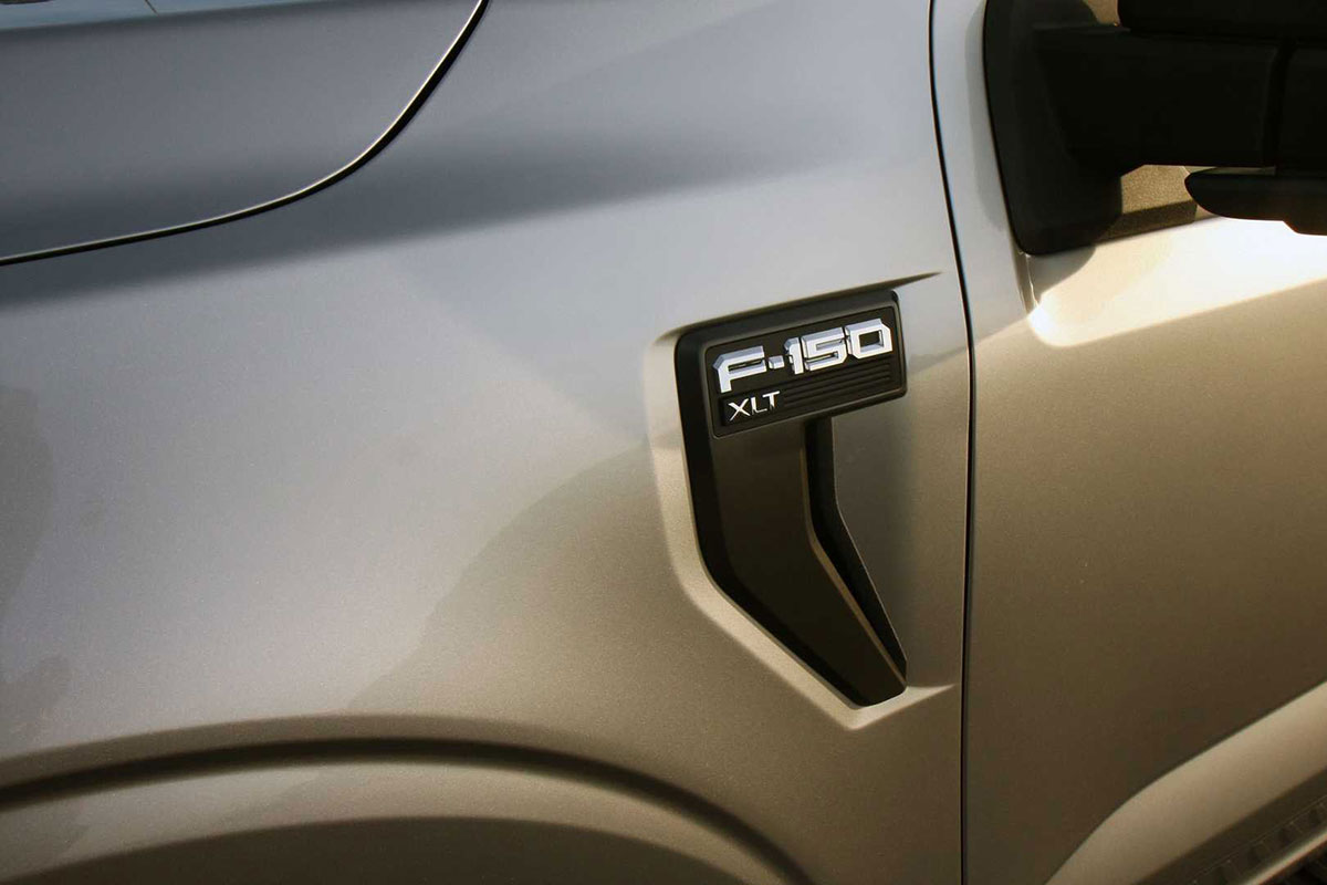 Ảnh Mang c&aacute; xe Ford F-150 2021 