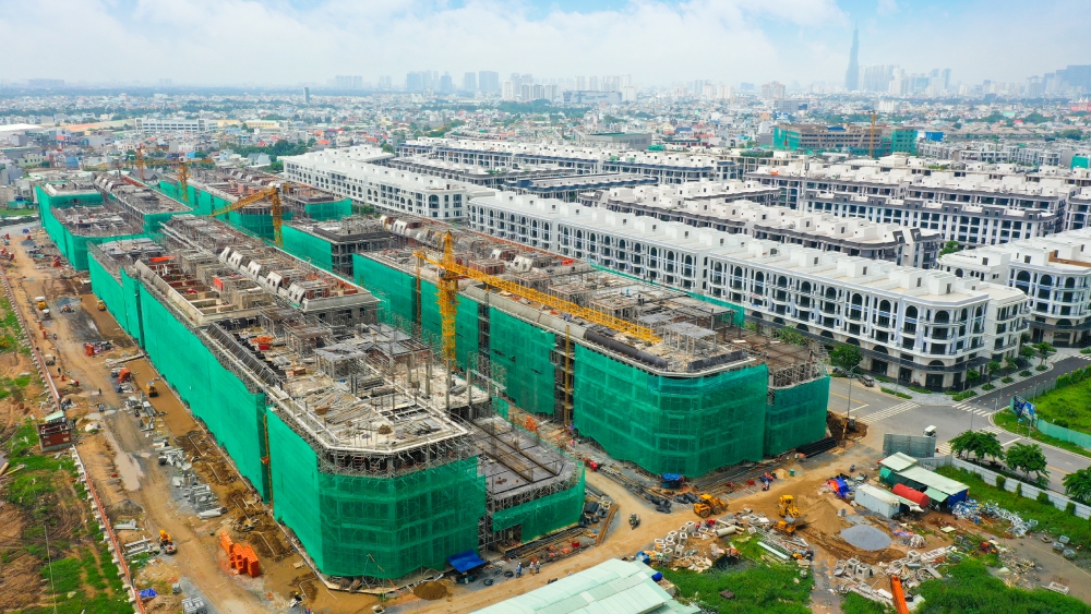 nhiều d&atilde;y nh&agrave; nh&igrave;n từ tr&ecirc;n cao