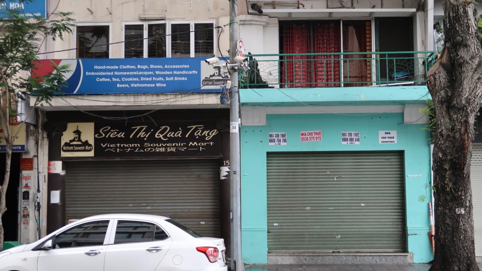 H&igrave;nh nh&agrave; mặt phố cho thu&ecirc; đ&oacute;ng cửa