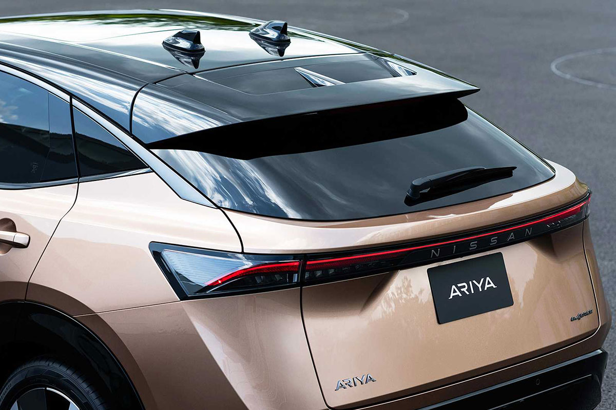 Ảnh Nóc xe Nissan Ariya 2021