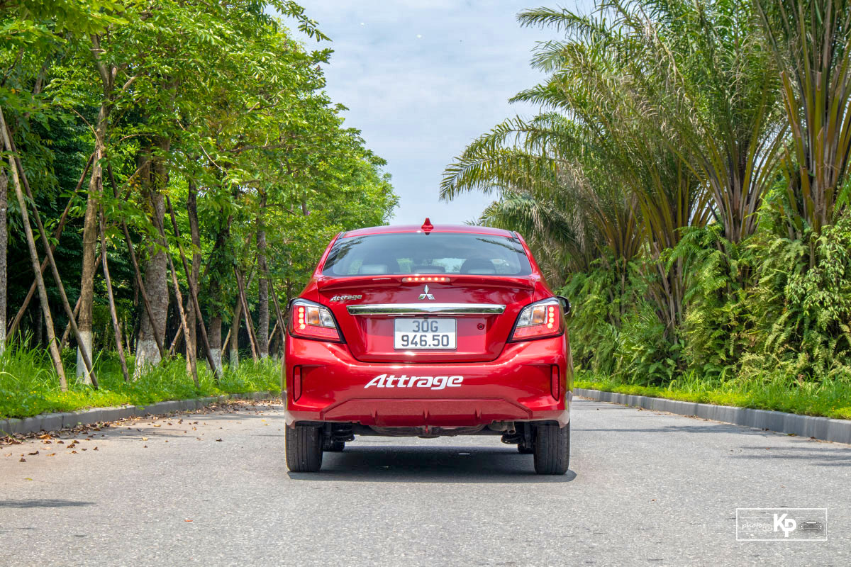 Ảnh Đuôi xe Mitsubishi Attrage CVT Premium 2021