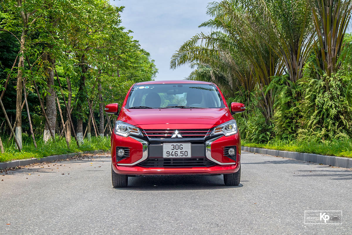 Ảnh đầu xe Mitsubishi Attrage CVT Premium 2021