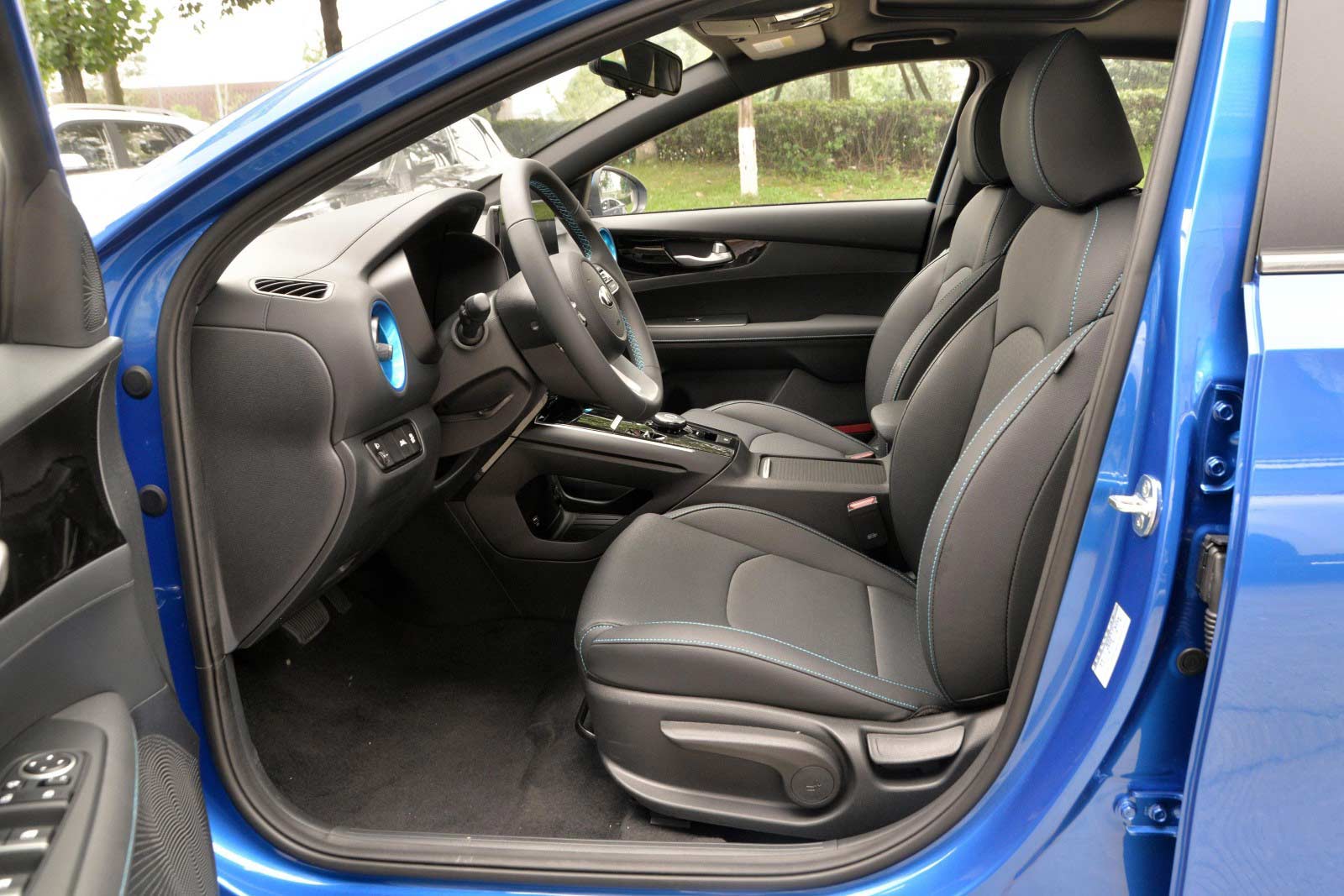 Kia Cerato 2021 EV đầy đủ t&iacute;nh năng an to&agrave;n cao cấp.