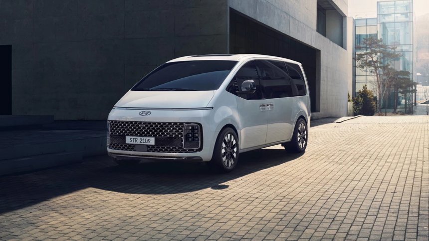 Hyundai Staria 2021 thông quan Philippines theo đường nhập khẩu tư nhân.