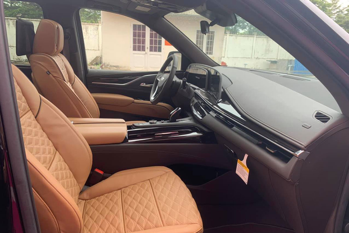 “Đập thùng” Cadillac Escalade 2021 đầu tiên tại Việt Nam, giá không dưới 8 tỷ đồng a5