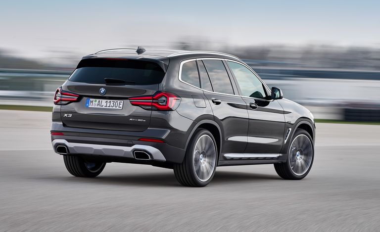 BMW X3 2022 hấp dẫn hơn nữa.