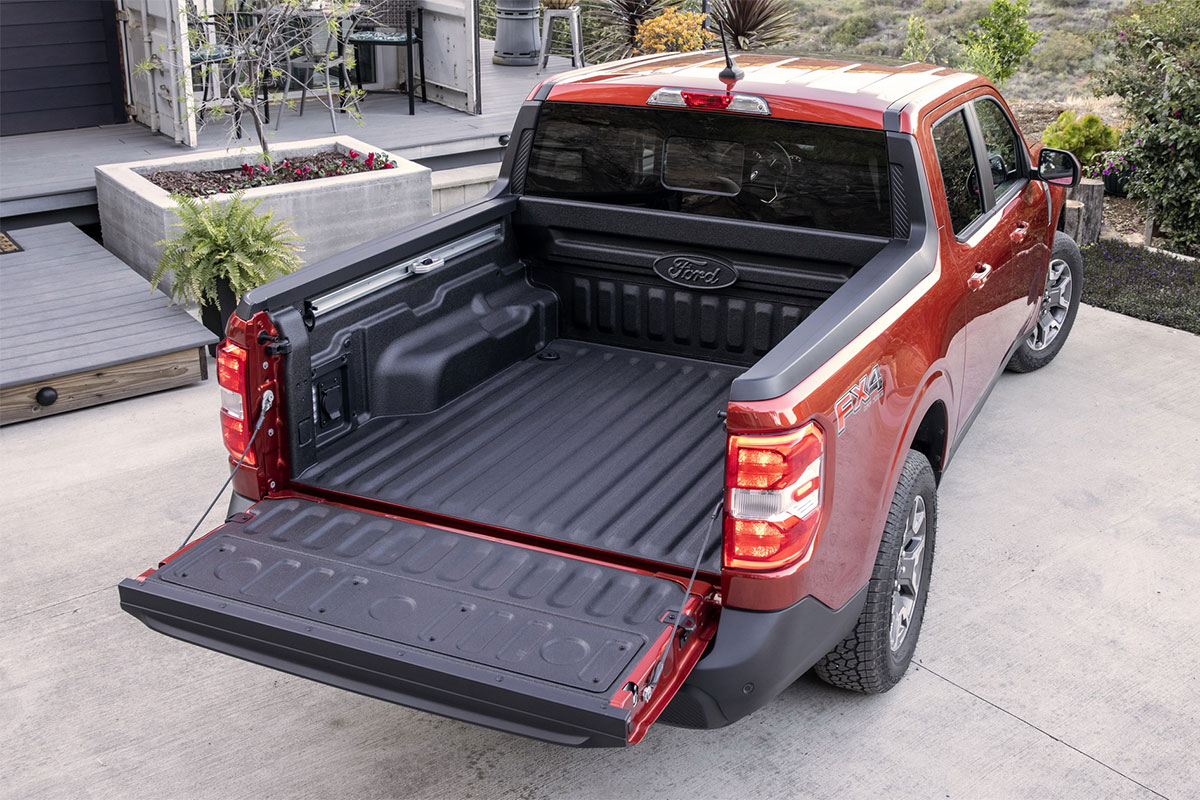 Ford Mavaik kh&ocirc;ng c&oacute; lựa chọn 1.5L c&oacute; c&ocirc;ng suất 181 m&atilde; lực.