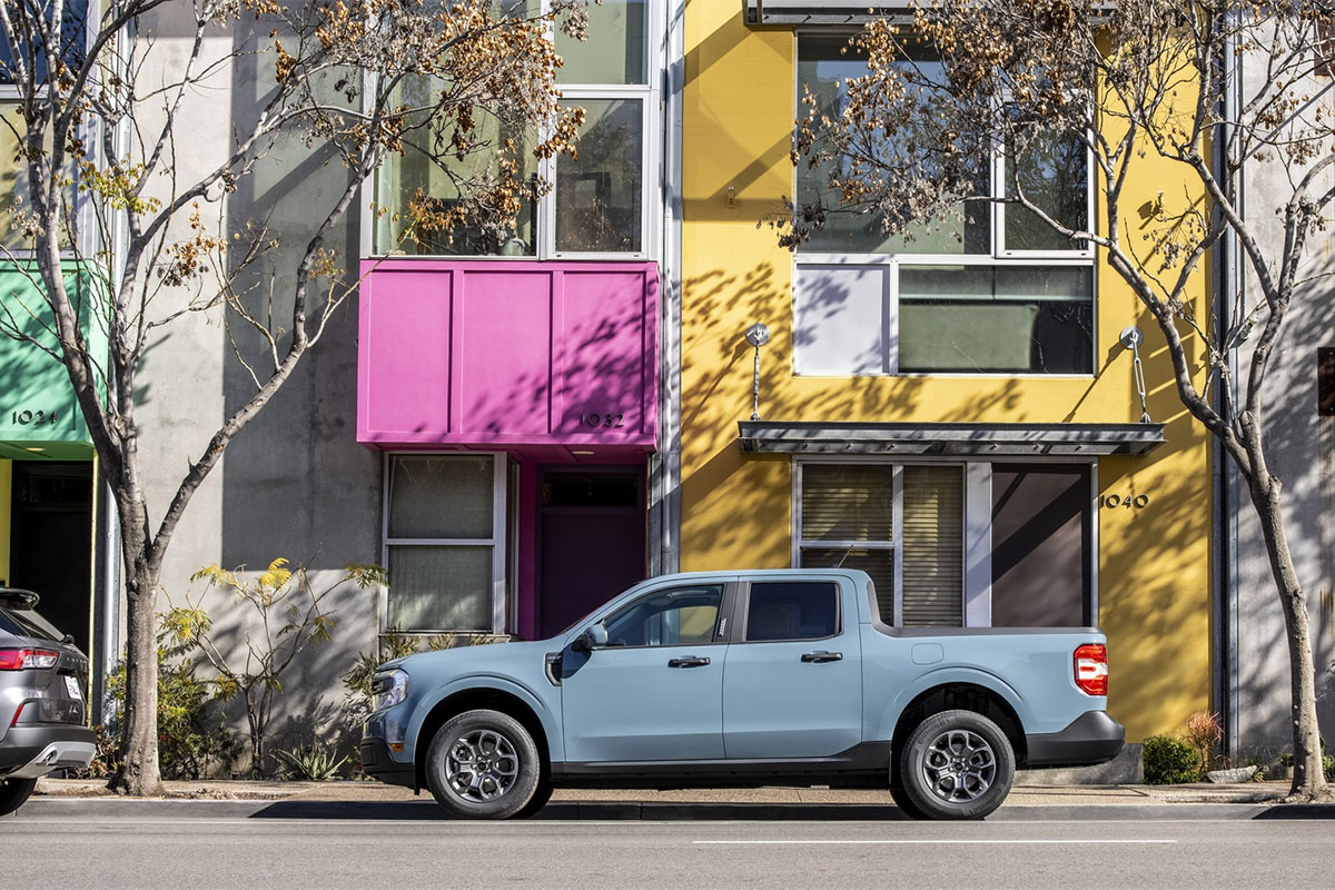 Ford Maverick c&oacute; k&iacute;ch thước xe nhỏ hơn đ&aacute;ng kể so với Ford Ranger.