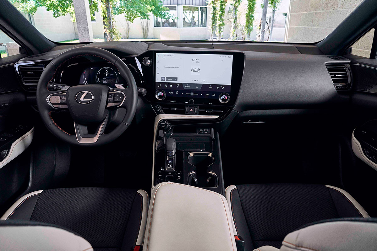 Nội thất Lexus NX 2022.