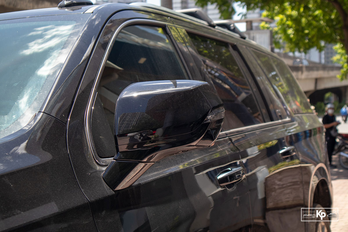 Soi Cadillac Escalade 2021 đầu ti&ecirc;n về Việt Nam Đầy cơ bắp, nhưng vẫn sang trọng a6