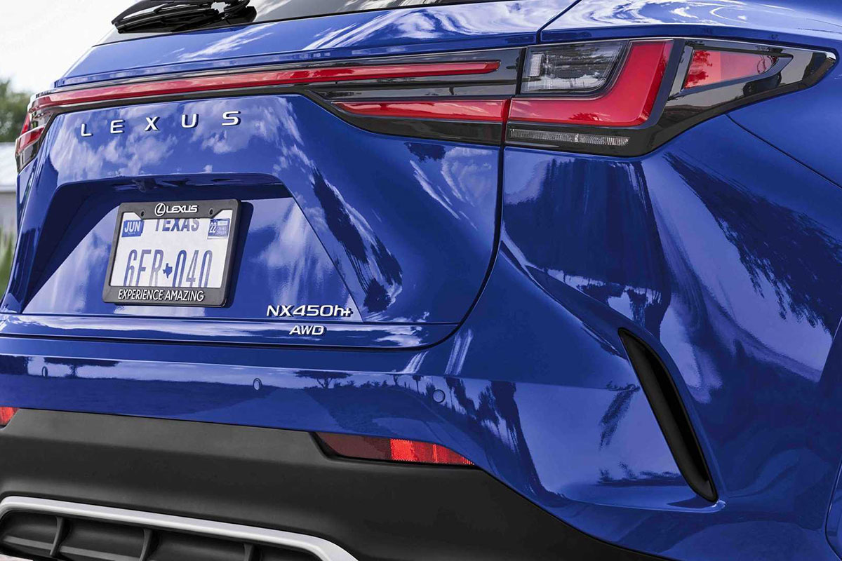 Ảnh Đèn hậu xe Lexus NX 2022