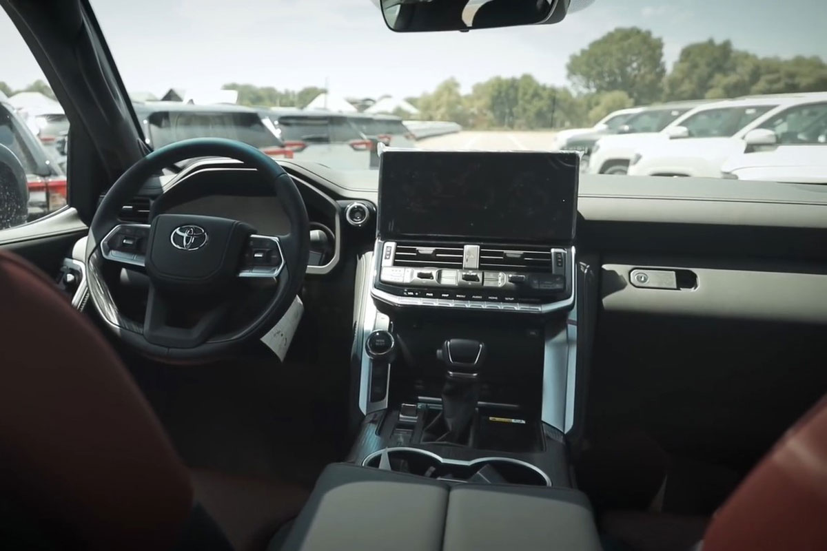 Người đầu ti&ecirc;n "b&oacute;c tem" Toyota Land Cruiser 2022: Qu&aacute; nhiều điểm mới bất ngờ a3