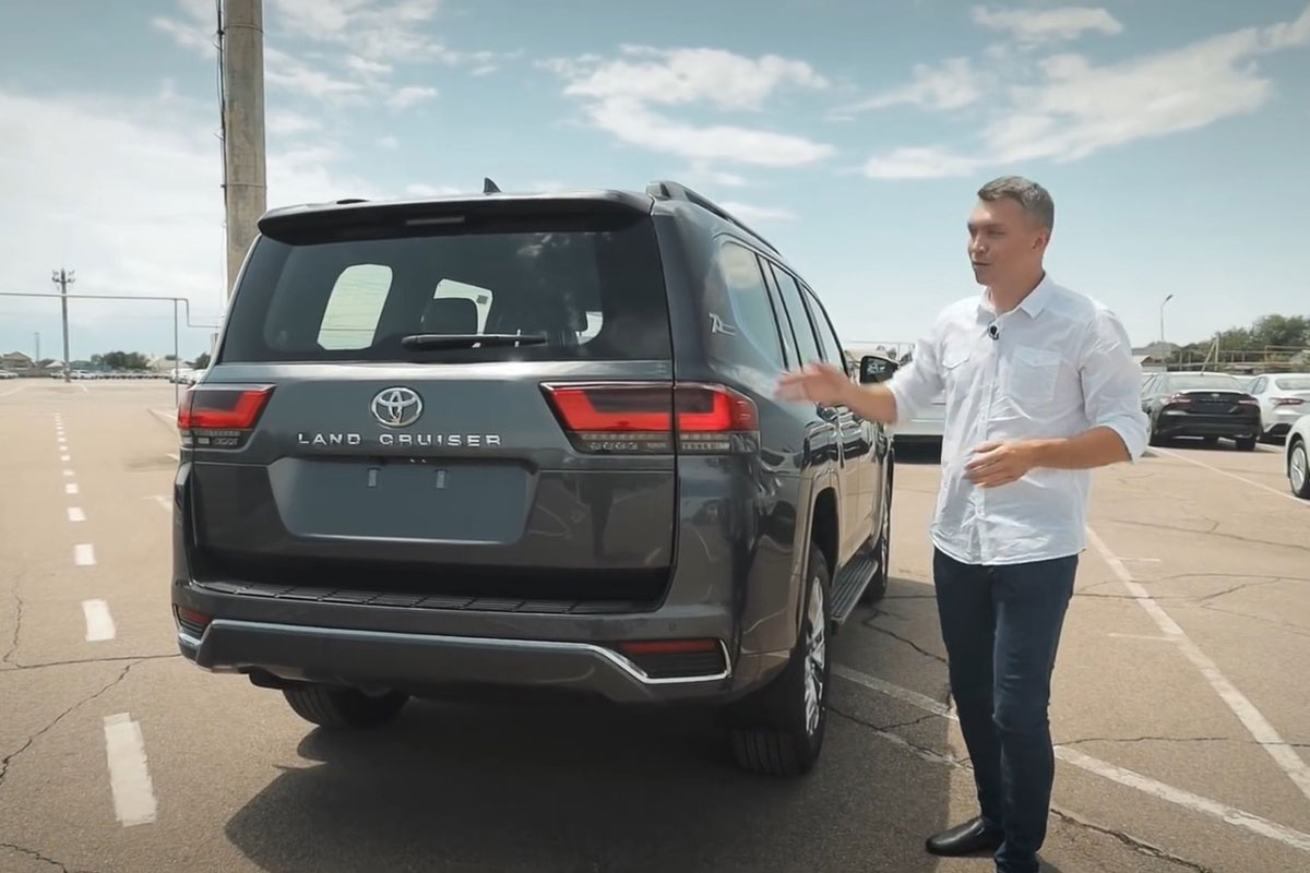Người đầu ti&ecirc;n "b&oacute;c tem" Toyota Land Cruiser 2022: Qu&aacute; nhiều điểm mới bất ngờ a6