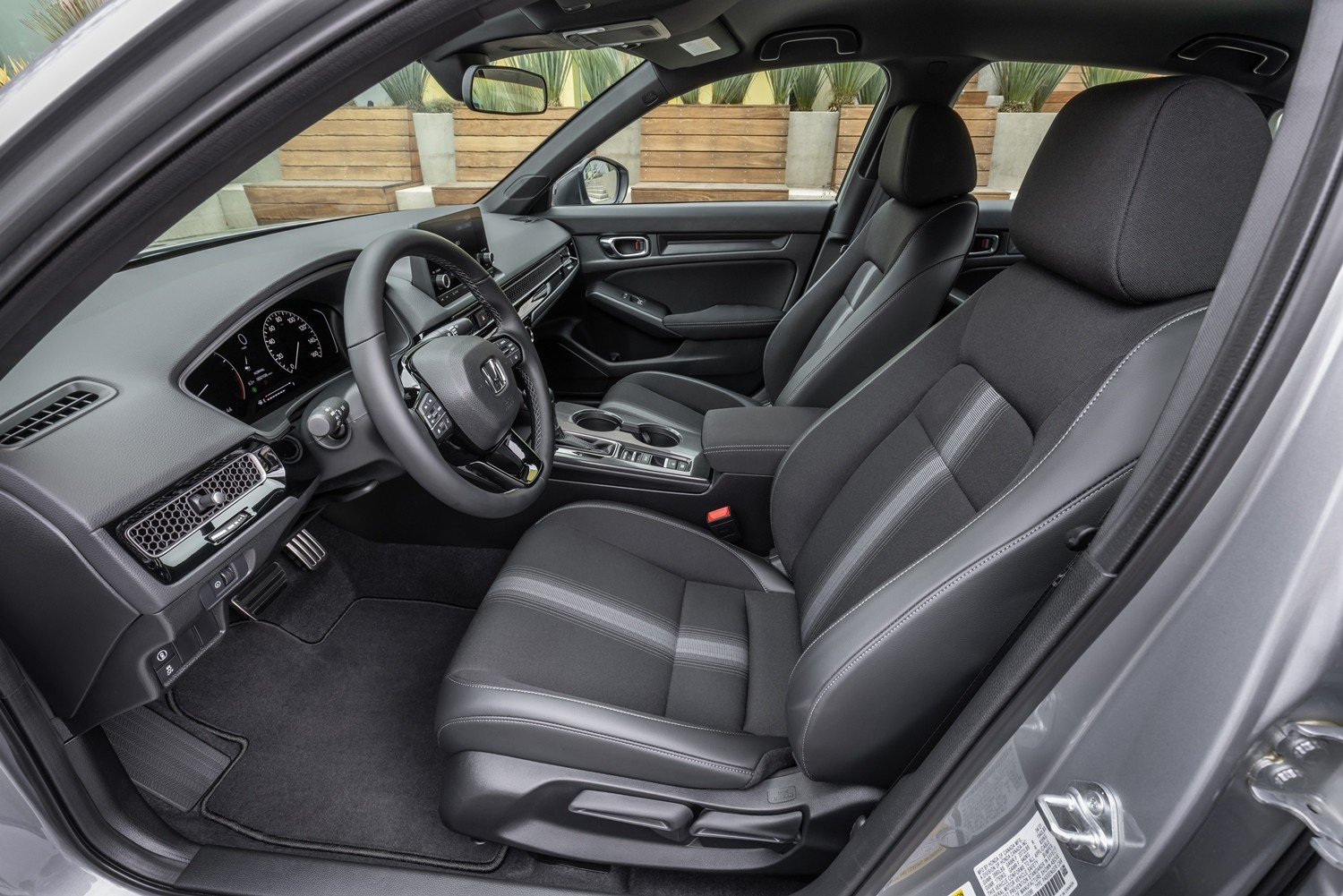 Honda Civic 2022 Sedan hứa hẹn mang đến trải nghiệm l&aacute;i tuyệt hảo.