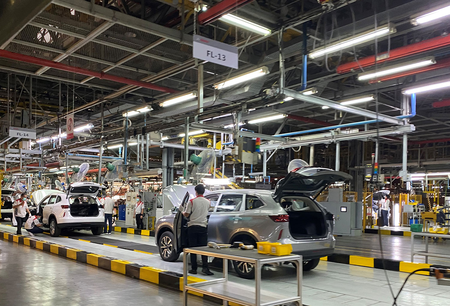 SUV Trung Quốc sản xuất tại Th&aacute;i Lan ứng dụng c&ocirc;ng nghệ cao cấp.