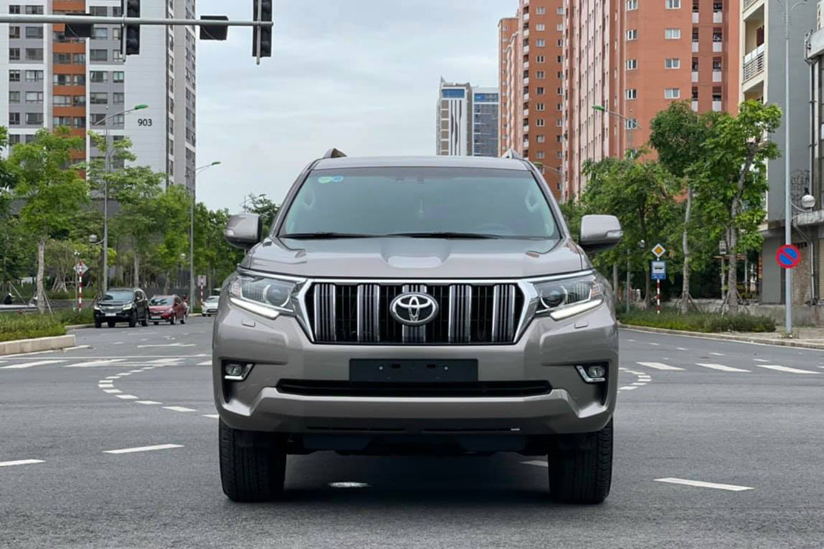 Toyota Land Cruiser Prado đăng ký 2021, chạy lướt bán lại đắt hơn giá niêm yết, có đáng mua 4 Toyota Land Cruiser Prado đăng ký 2021, chạy lướt bán lại đắt hơn giá niêm yết, có đáng mua a4