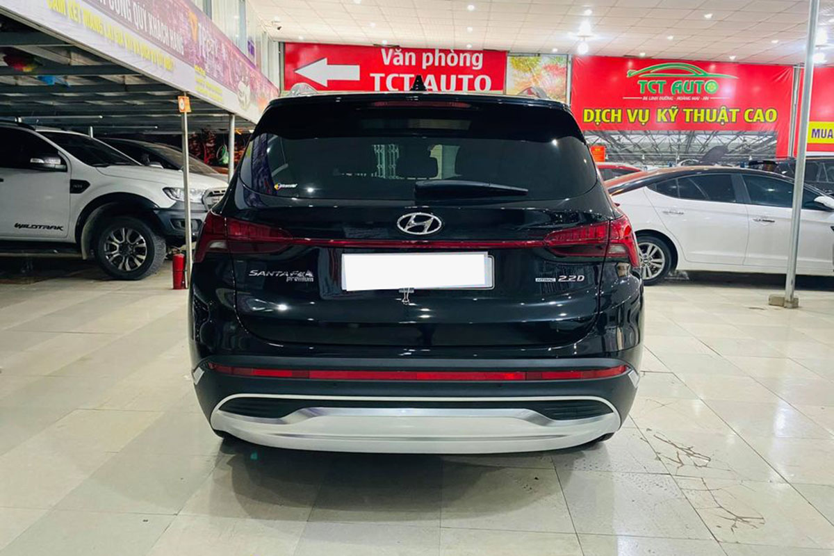 Hyundai Santa Fe 2021 đầu ti&ecirc;n l&ecirc;n s&agrave;n xe cũ, chạy lướt 200 km, đắt hơn gi&aacute; ni&ecirc;m yết gần 100 triệu đồng a3
