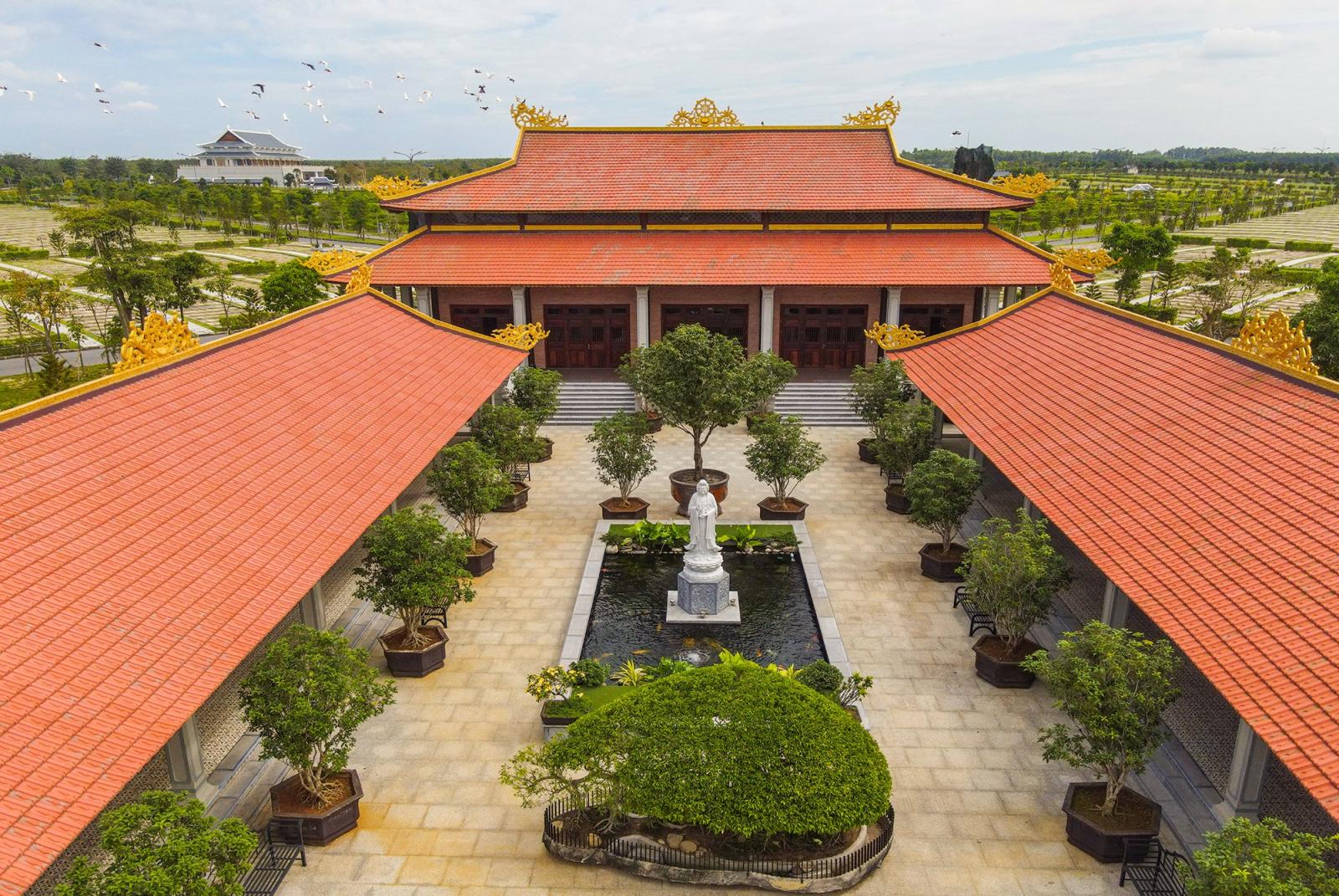 Nh&agrave; tang lễ hoa vi&ecirc;n nghĩa trang Sala Garden