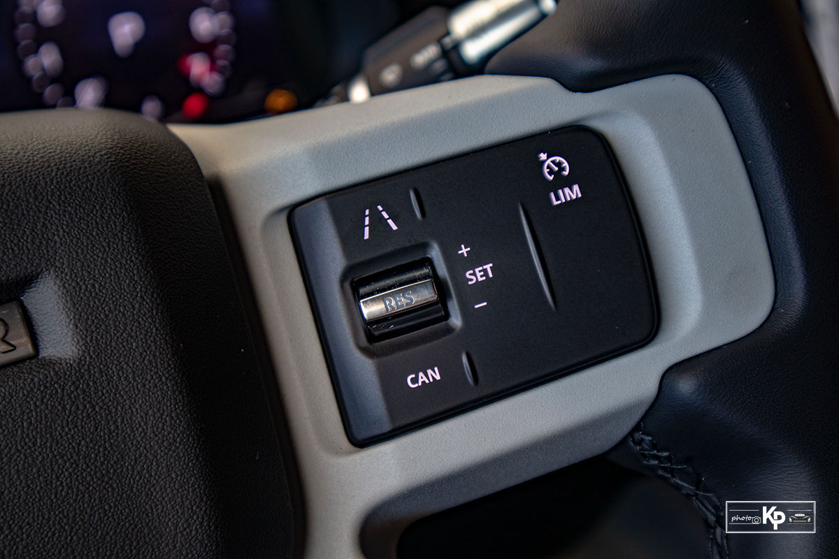 Ảnh N&uacute;t bấm xe Land Rover Defender 90 2021 a1