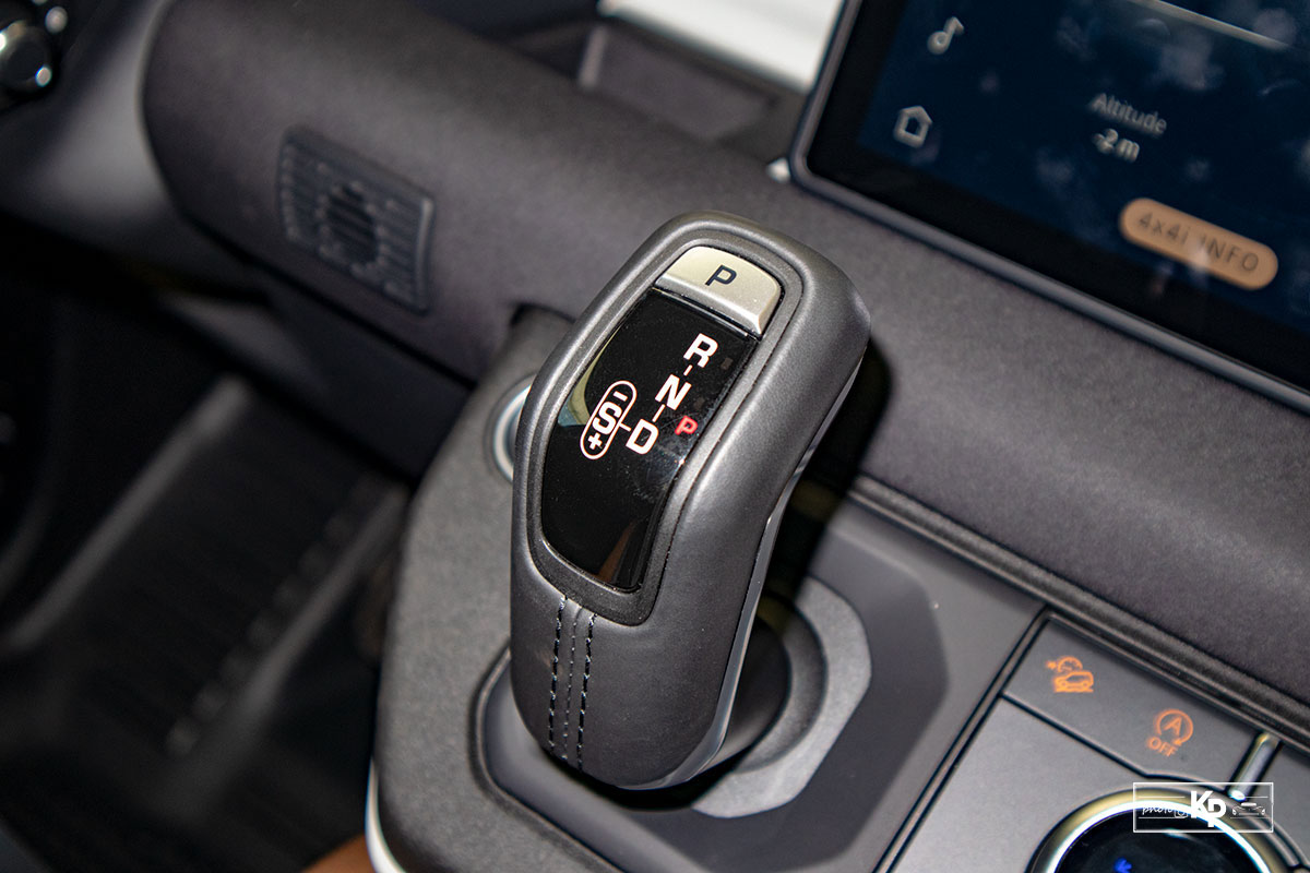 Ảnh Cần số xe Land Rover Defender 90 2021 