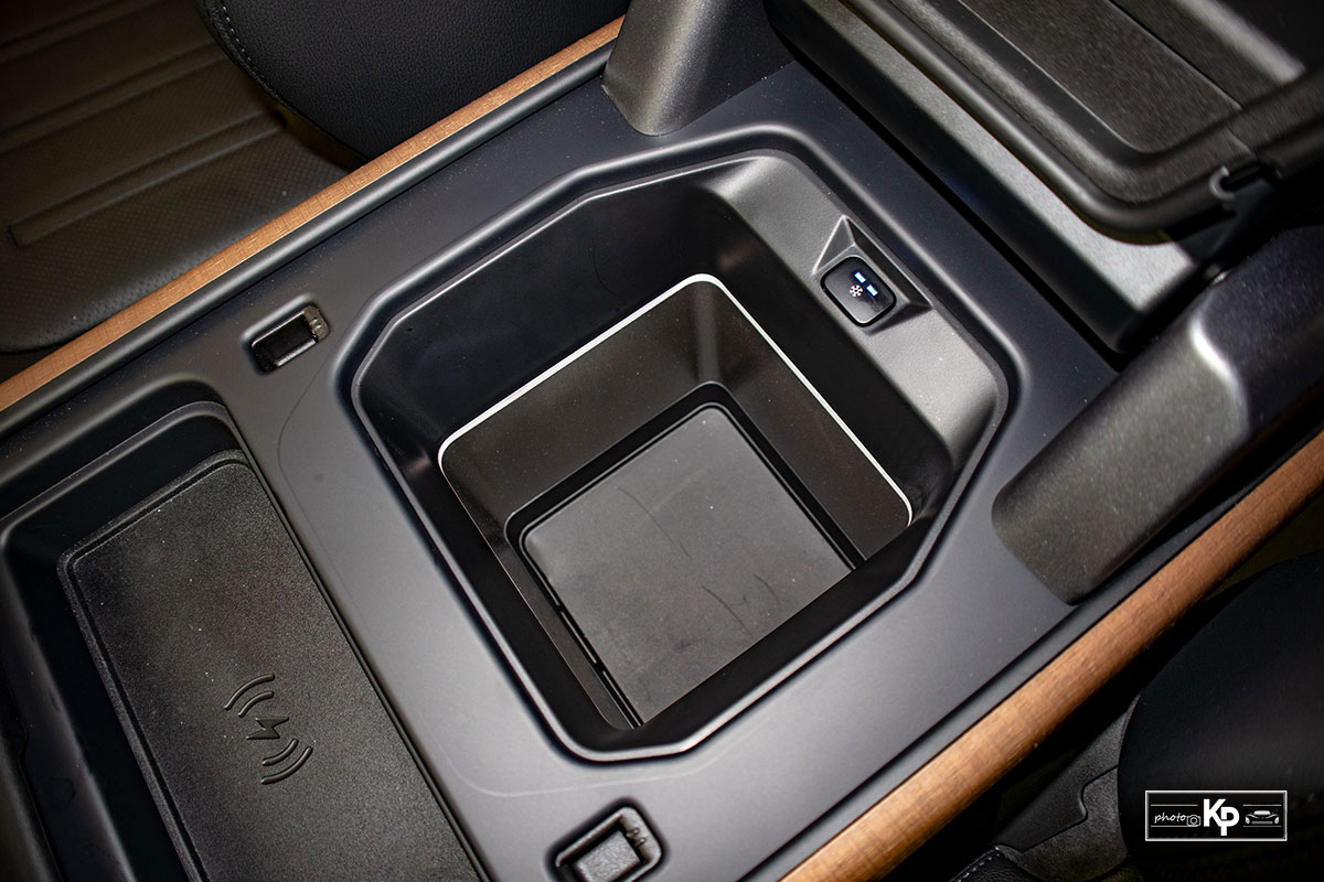 Ảnh Hộp xe Land Rover Defender 90 2021 a1