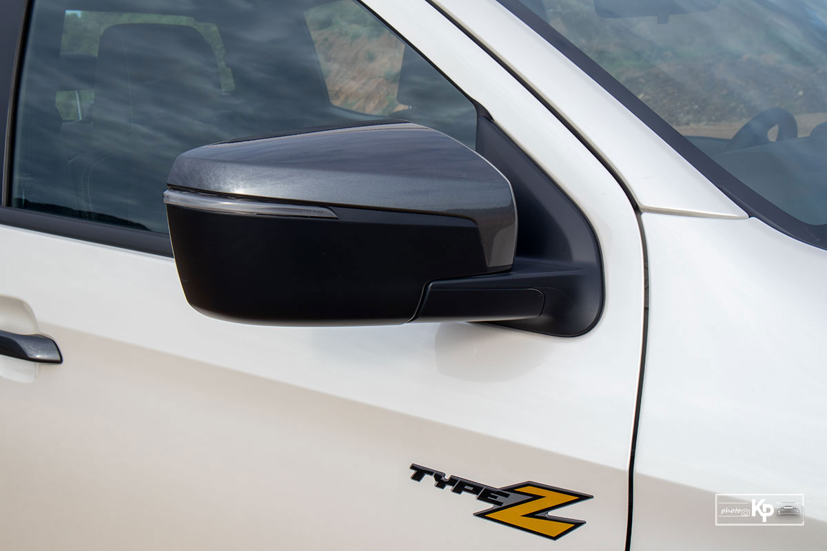 Đánh giá xe Isuzu D-Max 2021: Gương xe Ảnh Gương xe Isuzu D-Max 2021