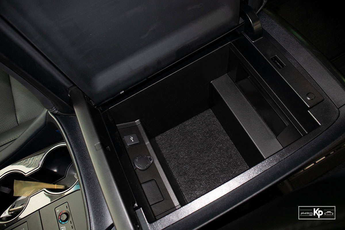 Ảnh Hộp lạnh xe Lexus LM 350 2021 