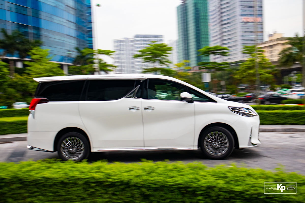 Ảnh Vận hành xe Lexus LM 350 2021 