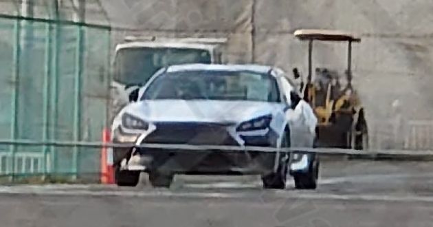 Lexus UC lộ diện, ra mắt vào cuối năm nay.