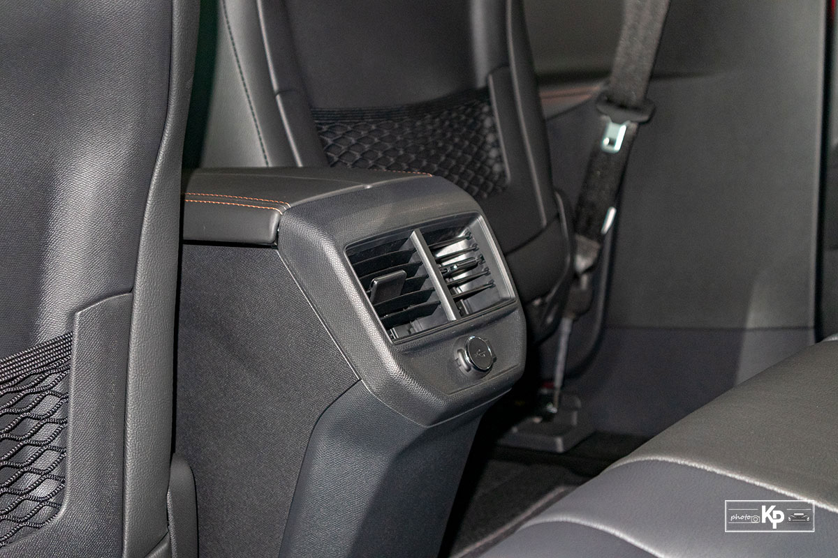 Ảnh Cửa gió Ghế sau xe Peugeot 3008 2021