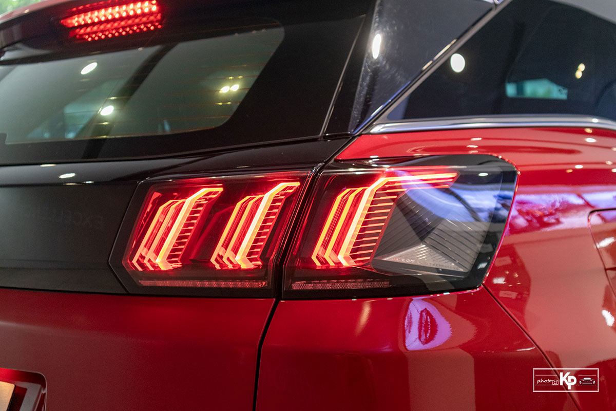 Ảnh Đèn hậu xe Peugeot 3008 2021