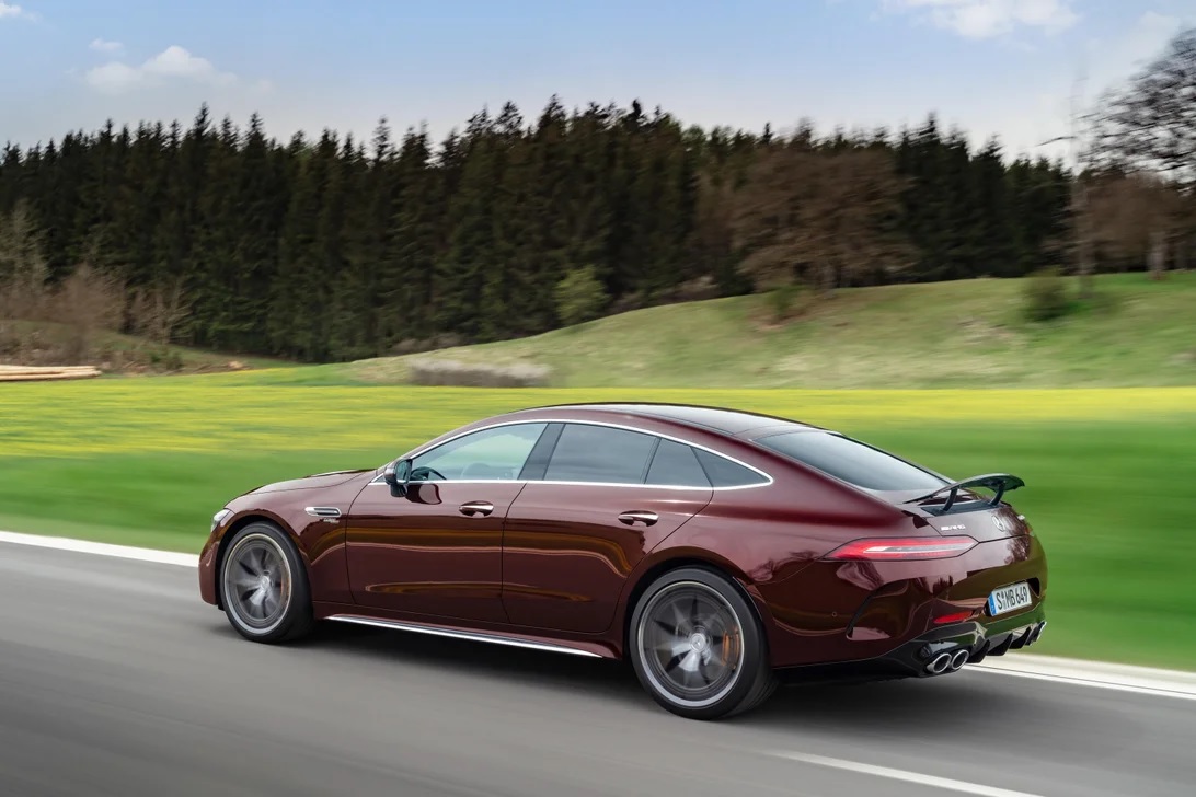 Mercedes-AMG GT nâng cấp mới tăng độ bắt mắt.