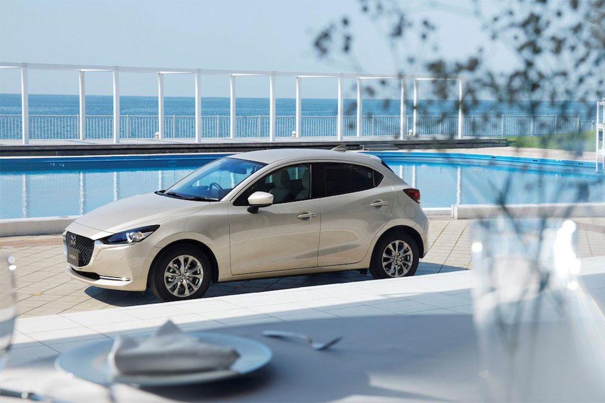 Mazda2 đời 2021 nâng cấp “sang chảnh” ra mắt thị trường Nhật Bản.