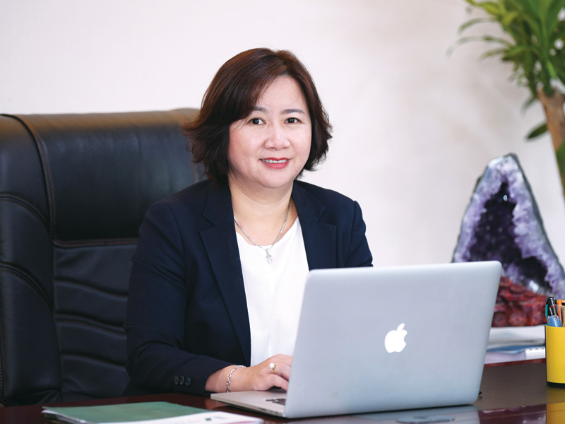 Ch&acirc;n dung b&agrave; Hương Nguyễn - Tổng gi&aacute;m đốc Đại Ph&uacute;c Land