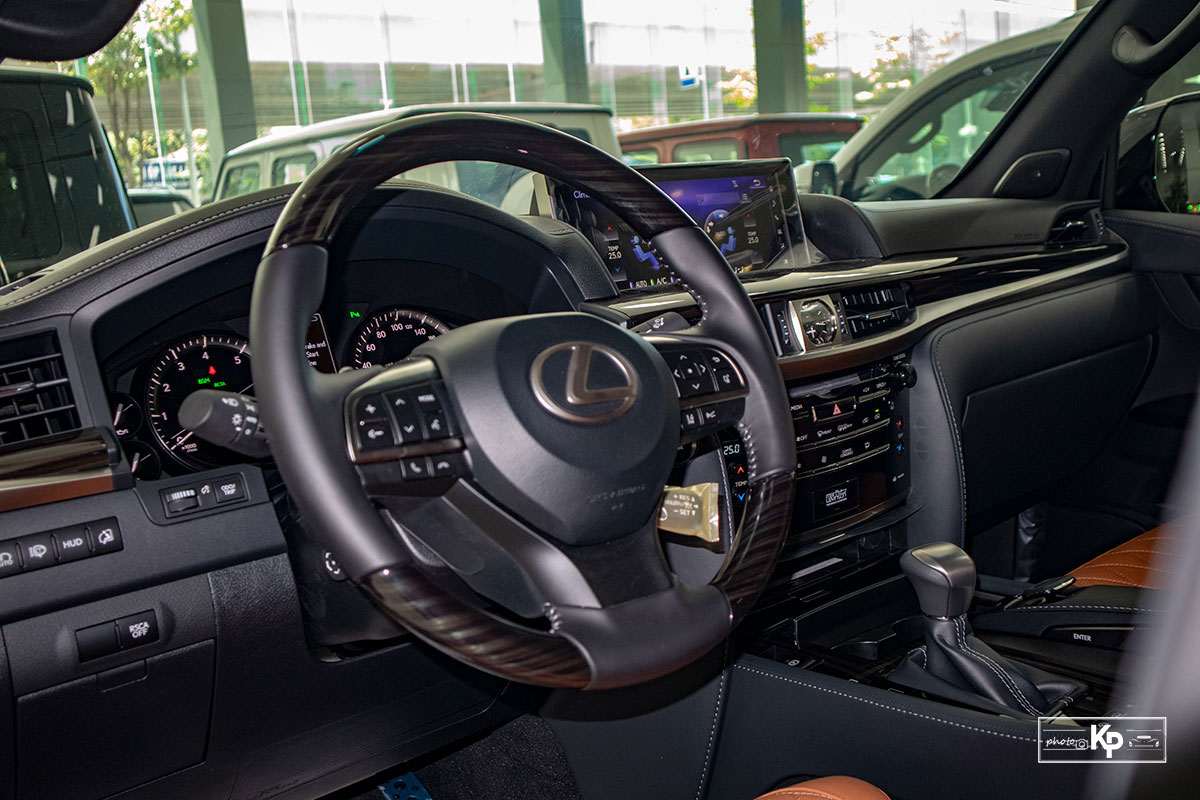 Ảnh Vô-lăng xe Lexus LX570 Super Sport 2021