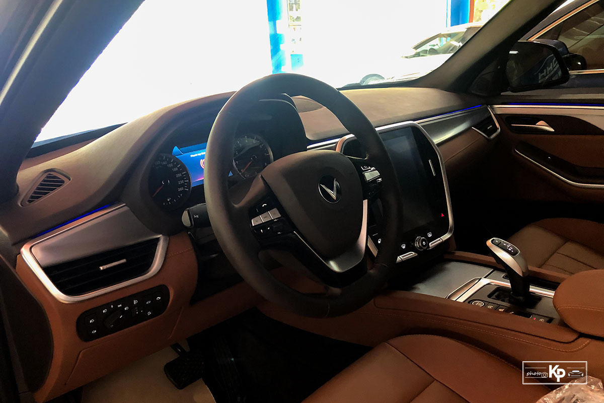 Chạy chưa được 1.000km, VinFast Lux SA2.0 2021 bán lại giá hấp dẫn 6 Chạy chưa được 1.000km, VinFast Lux SA2.0 2021 bán lại giá hấp dẫn a6