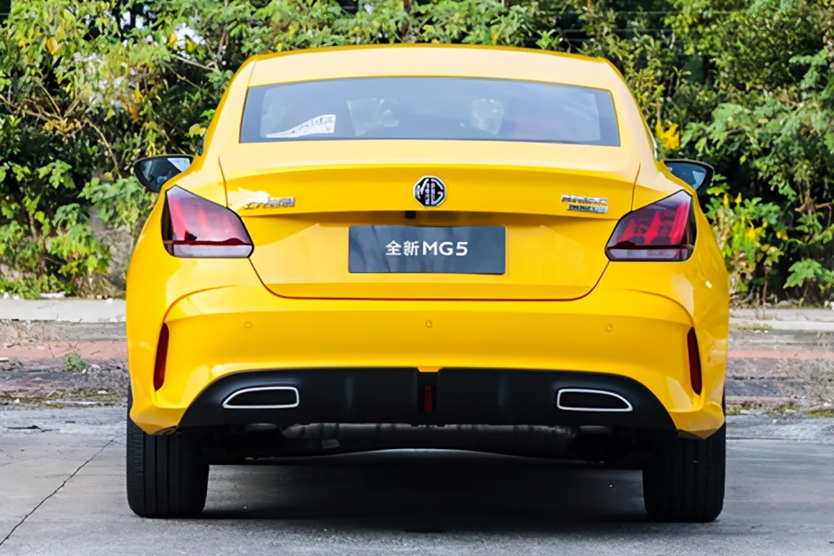 MG5 2021.