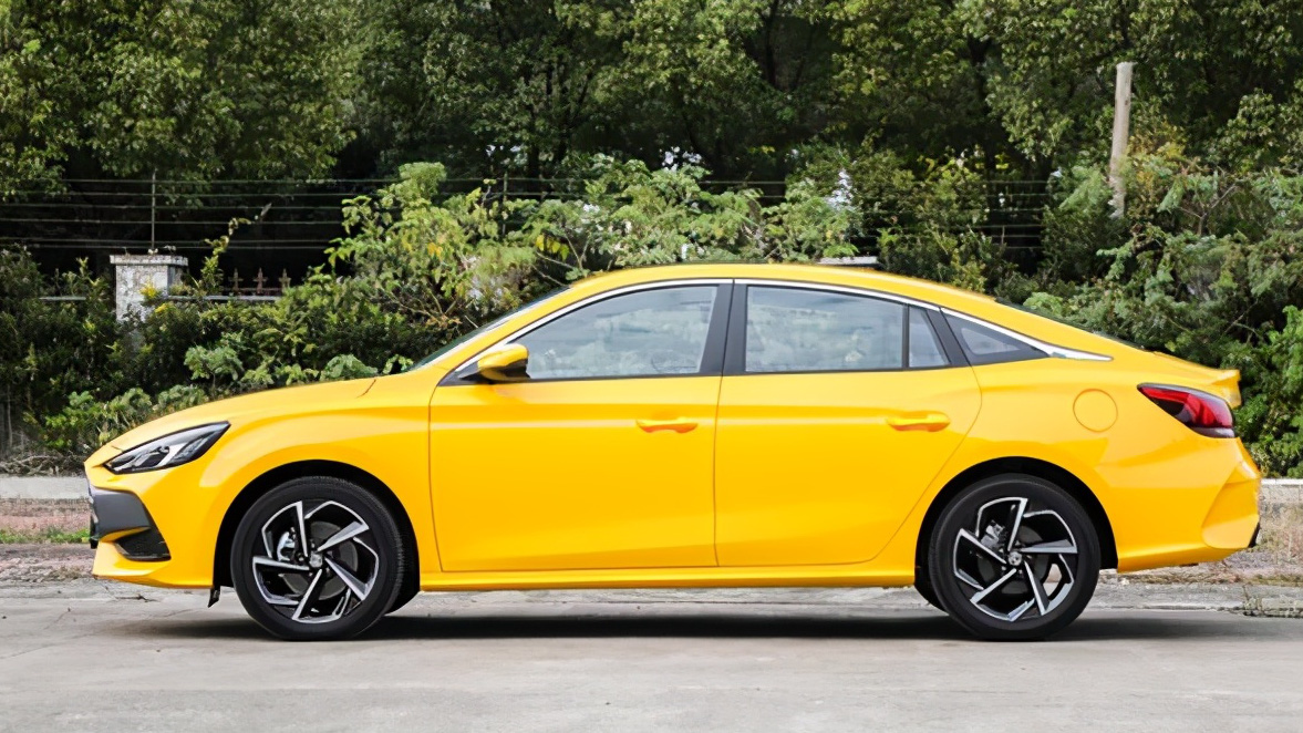 MG5 2021.