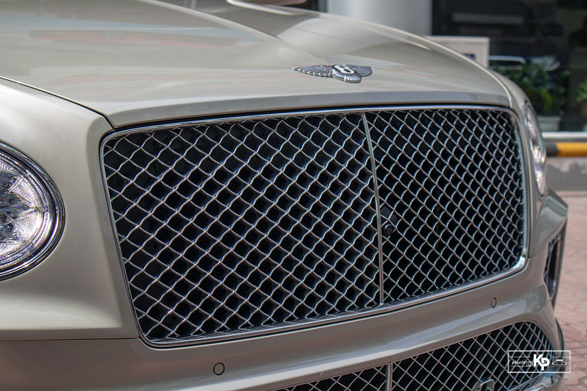 Ảnh Ca-lăng xe Bentley Bentayga 2021