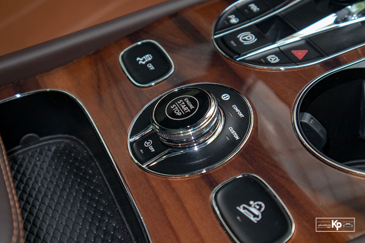 Ảnh N&uacute;t khởi động xe Bentley Bentayga 2021
