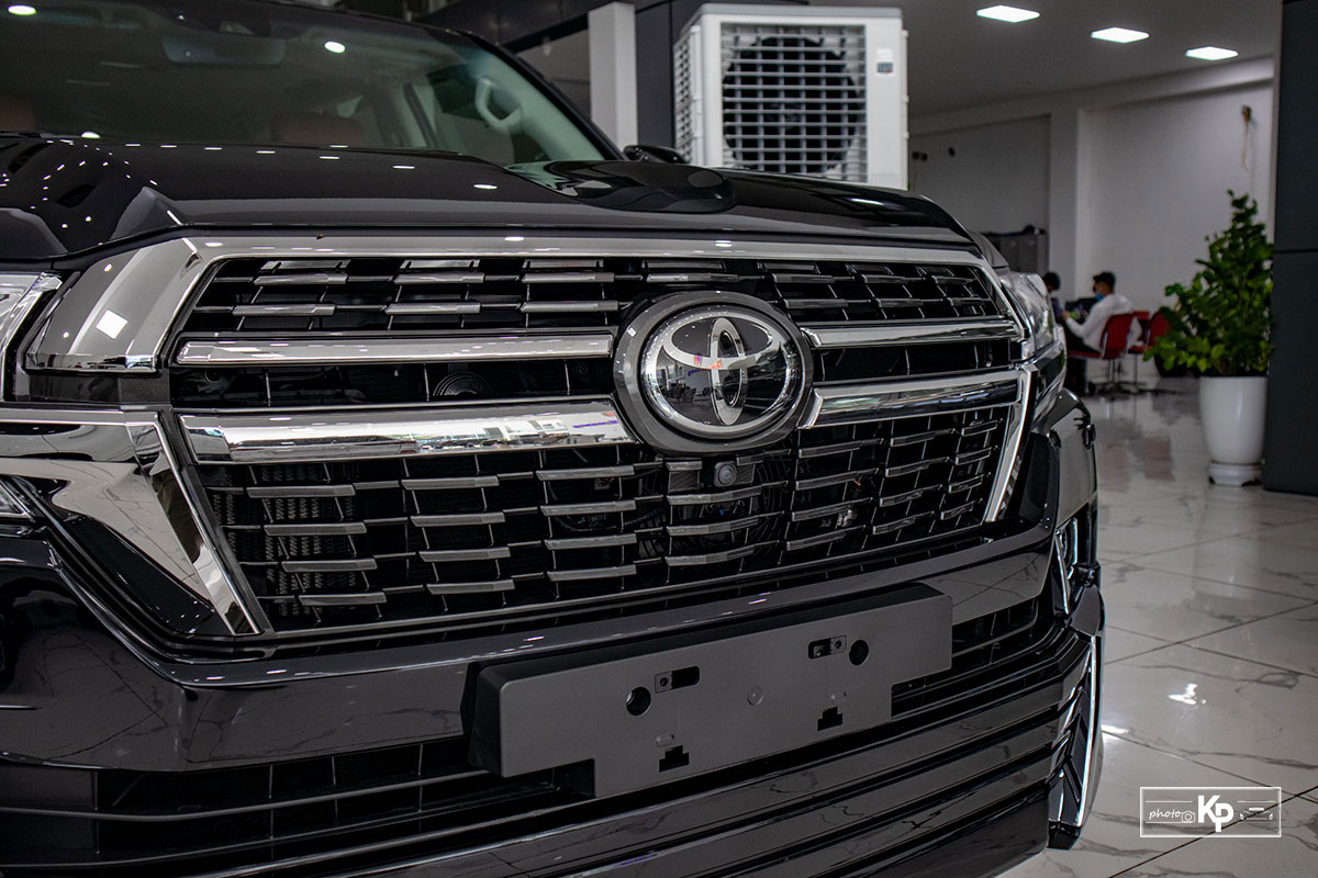 Ảnh Lưới tản nhiệt xe Toyota Land Cruiser 2021