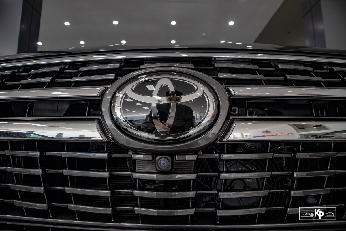 Ảnh Camera xe Toyota Land Cruiser 2021