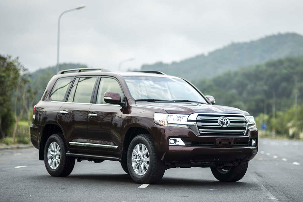'huyền thoại' Toyota Land Cruiser bị khai tử v&agrave;o năm sau.