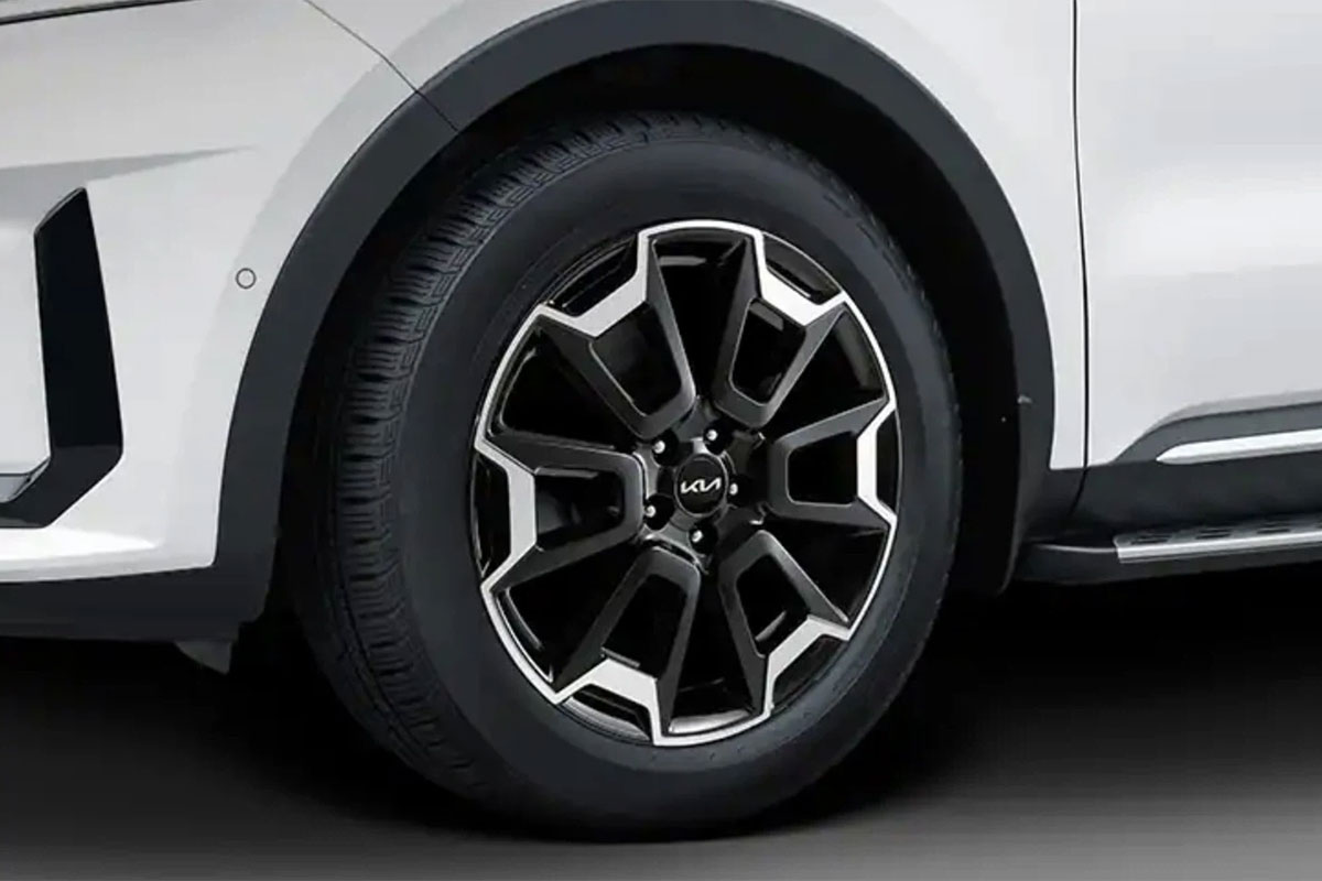 Kia Sorento 2022 nâng cấp mâm xe họa tiết mới