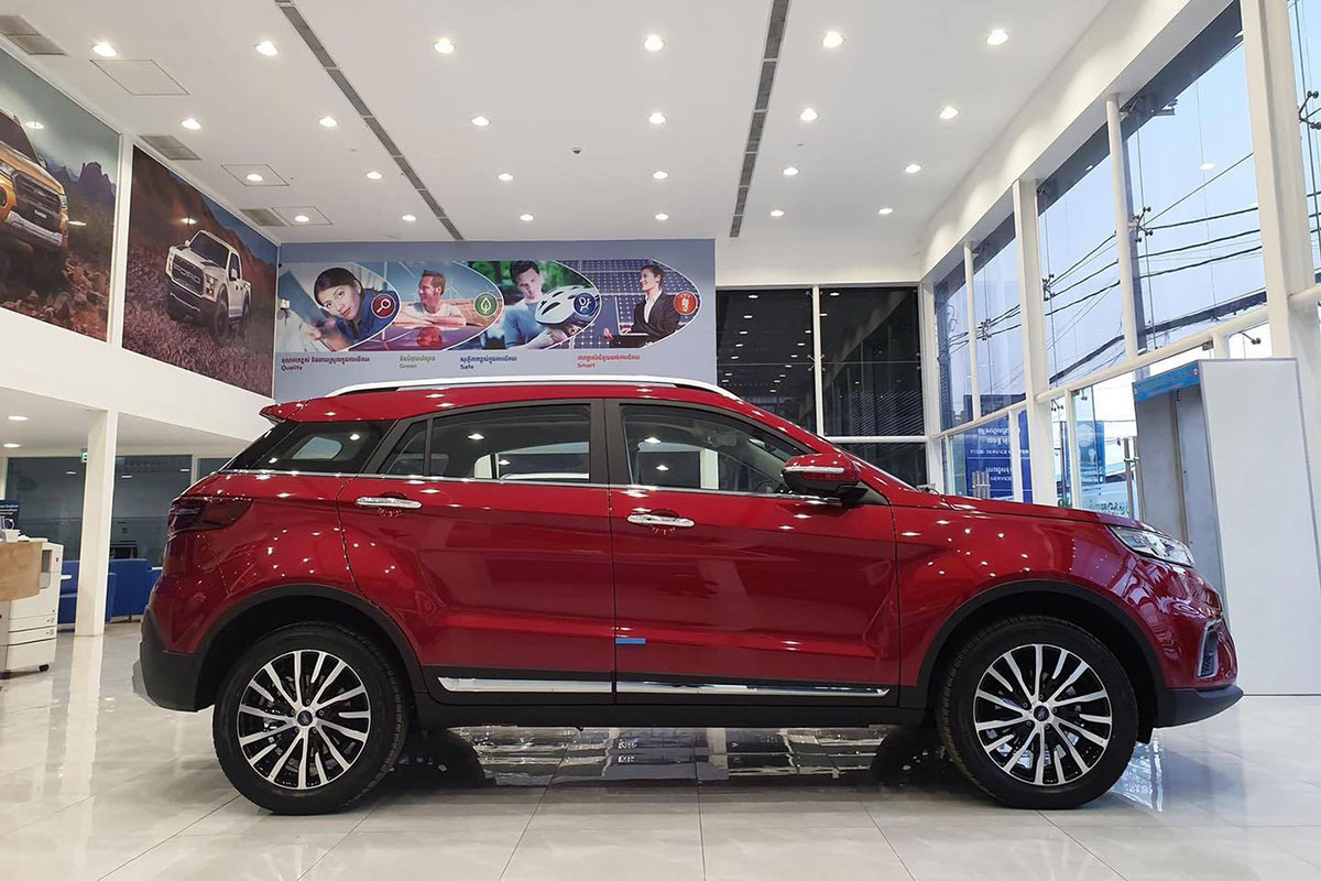 Ảnh thực tế Ford Territory 2021 tại đại l&yacute;, g&acirc;y &aacute;p lực l&ecirc;n Honda CR-V v&agrave; Mazda CX-5 a8
