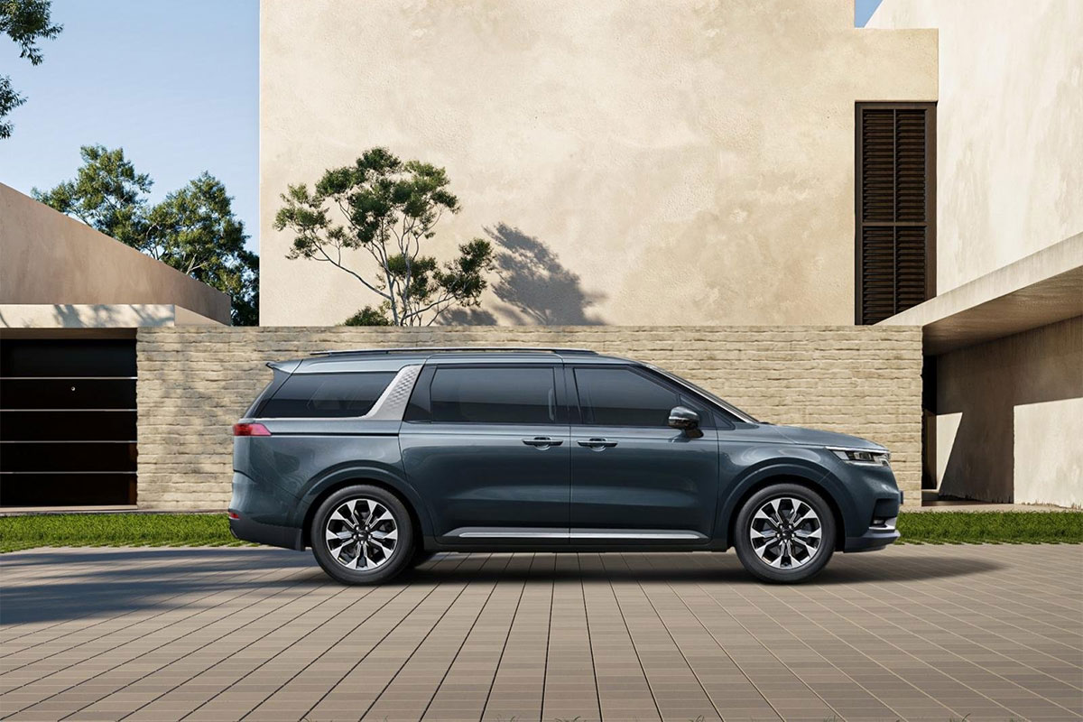 Bước sang thế hệ thứ 4, Kia Sedona có sự "lột xác" toàn diện và không vương vấn thiết kế của đời cũ
