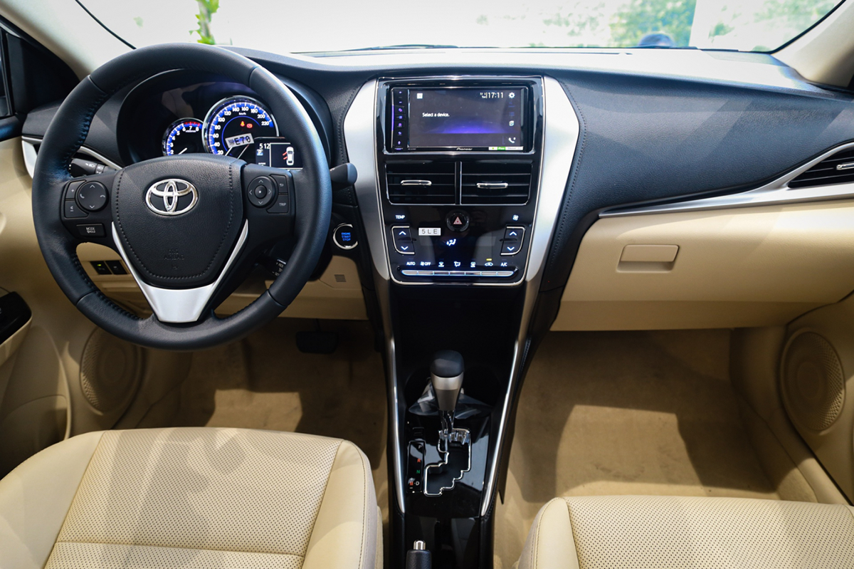 Nội thất Toyota Vios trang nhã và mang lại tính tiện lợi cao cho người dùng.