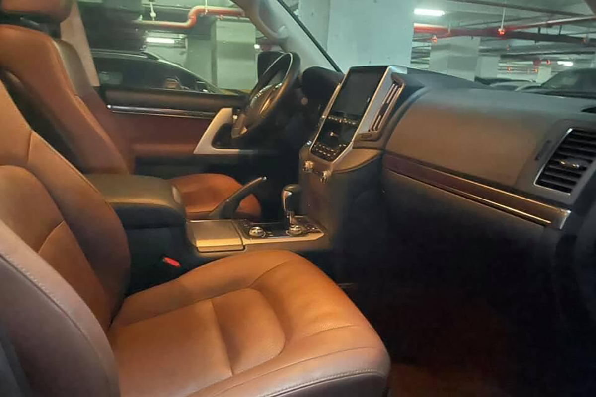 Toyota Land Cruiser 2020.