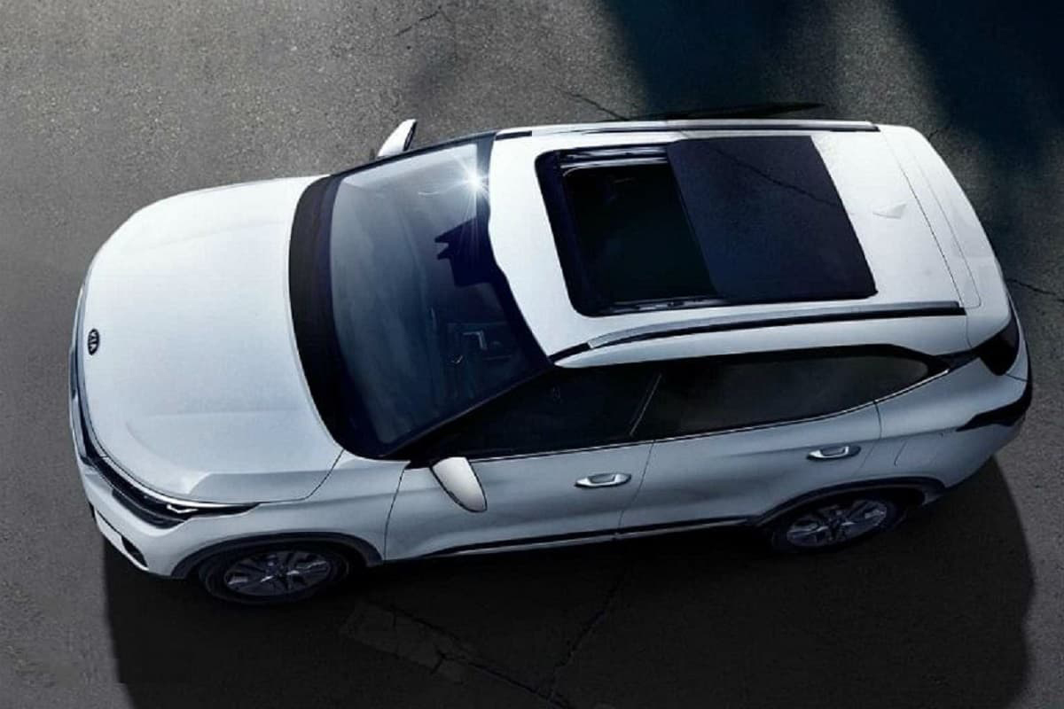 Kia Seltos - lựa chọn l&yacute; tưởng, đ&aacute;ng để trải nghiệm trong d&ograve;ng xe oto 5 chỗ.