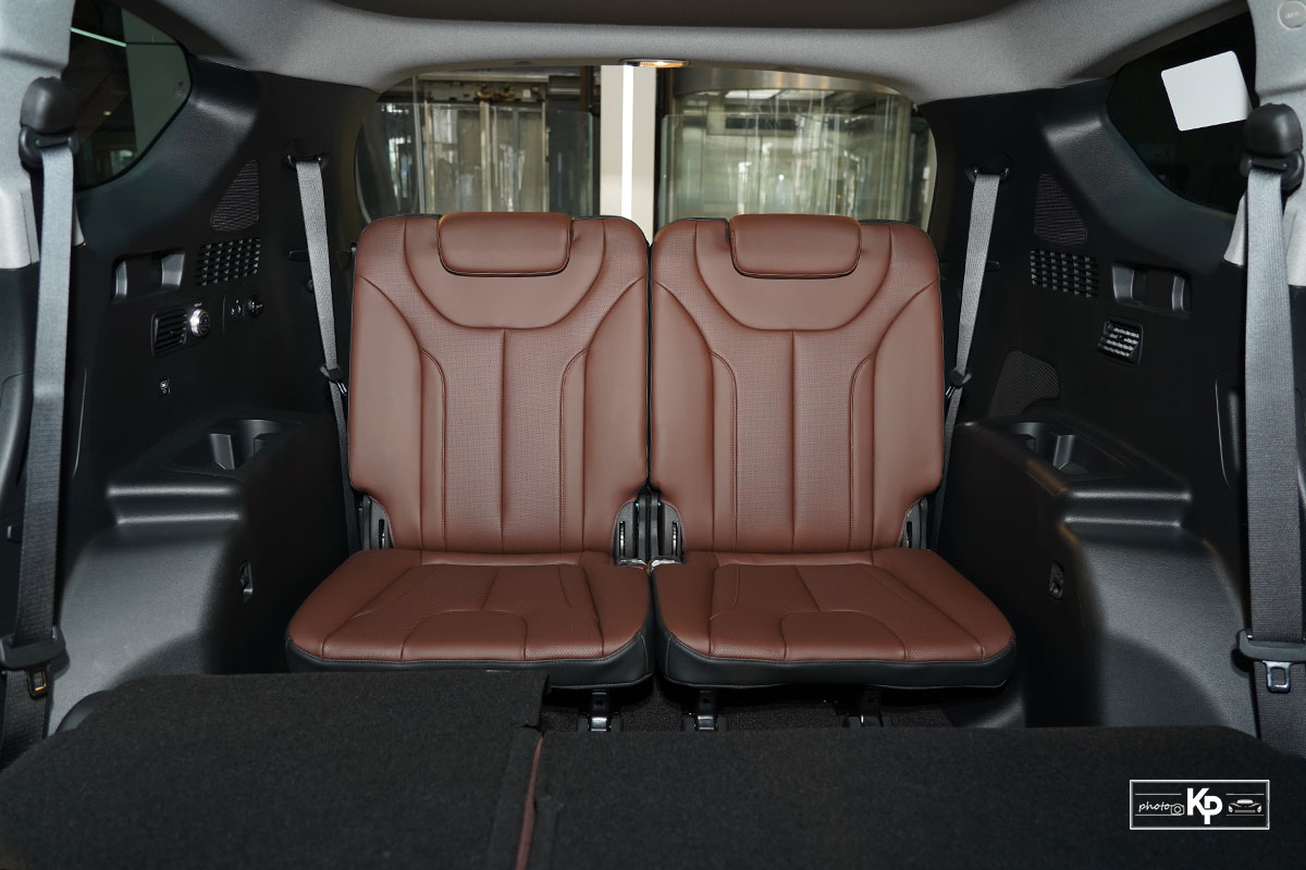 Đánh giá xe Hyundai Santa Fe 2021: Ghế cuối 1 Ảnh Ghế cuối xe Hyundai Santa Fe 2021 a1